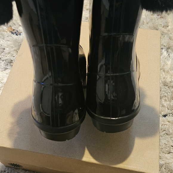 Ugg Rainboot - Picture 5 of 6